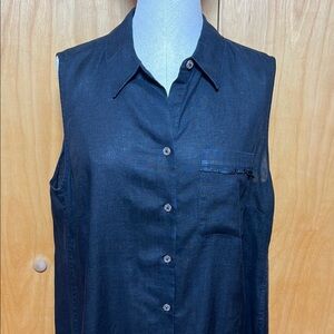 Chicos linen Sleeveless Button-Up Top